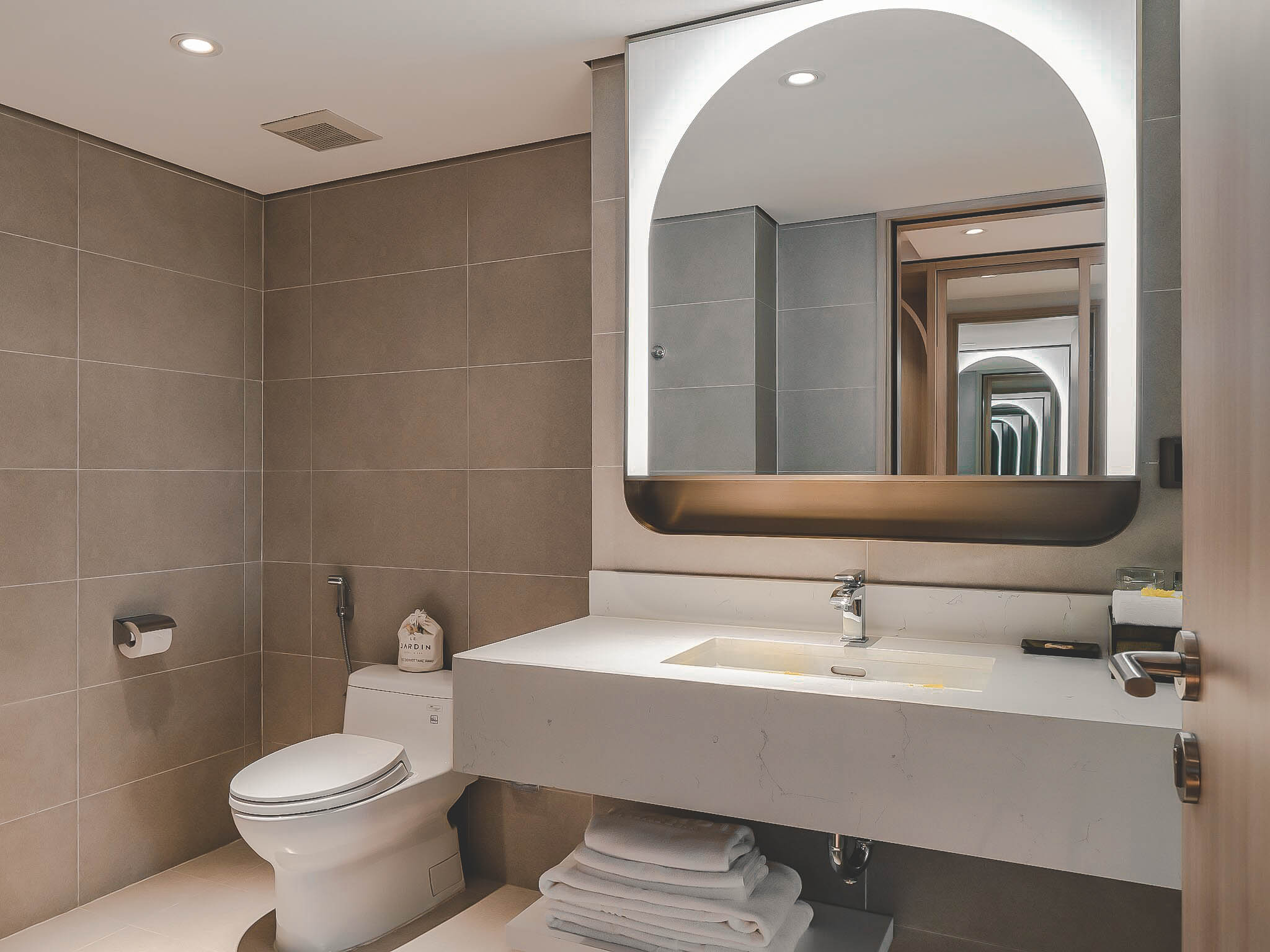 Khách sạn le jardin 43